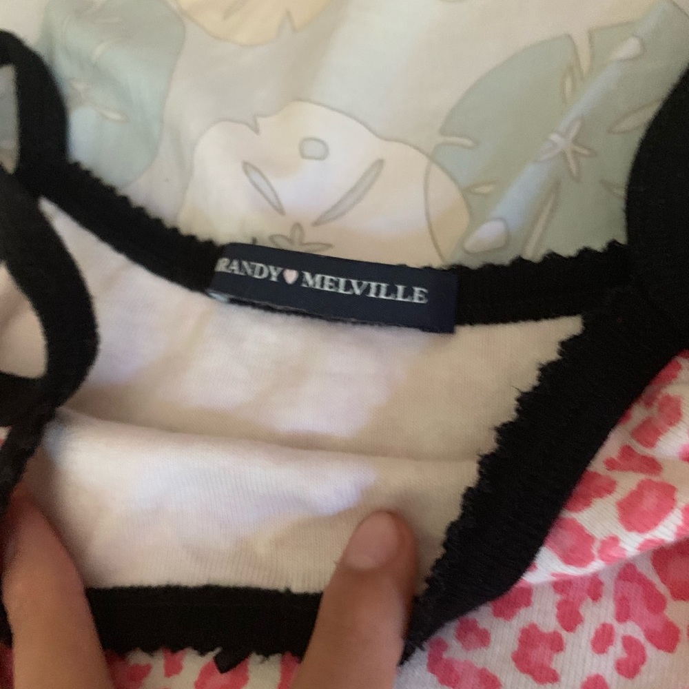 Brandy Melville tank!!